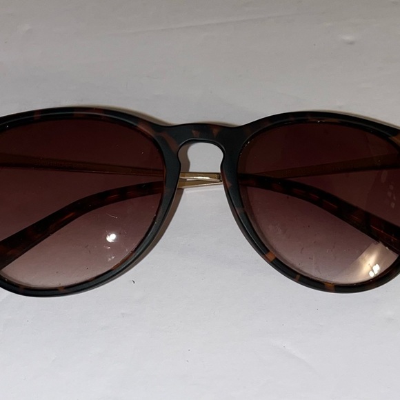 Faded Glory Tortoiseshell Sunglasses with Brown Lenses - Picture 4 of 6